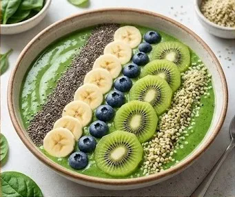 Green Smoothie Bowl with Spinach, Banana and Hemp Seeds